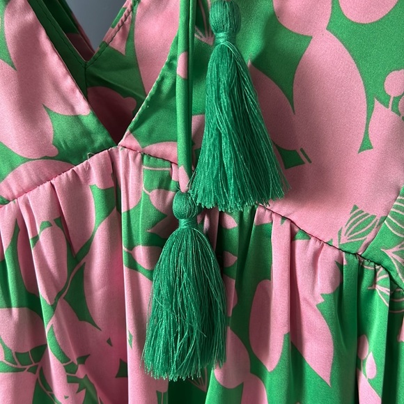 🩷💚 Top 🩷💚 - Picture 3 of 4